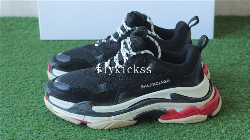 Balenciaga 2017 Fall Winter Washed Old Show Sneaker Black Red